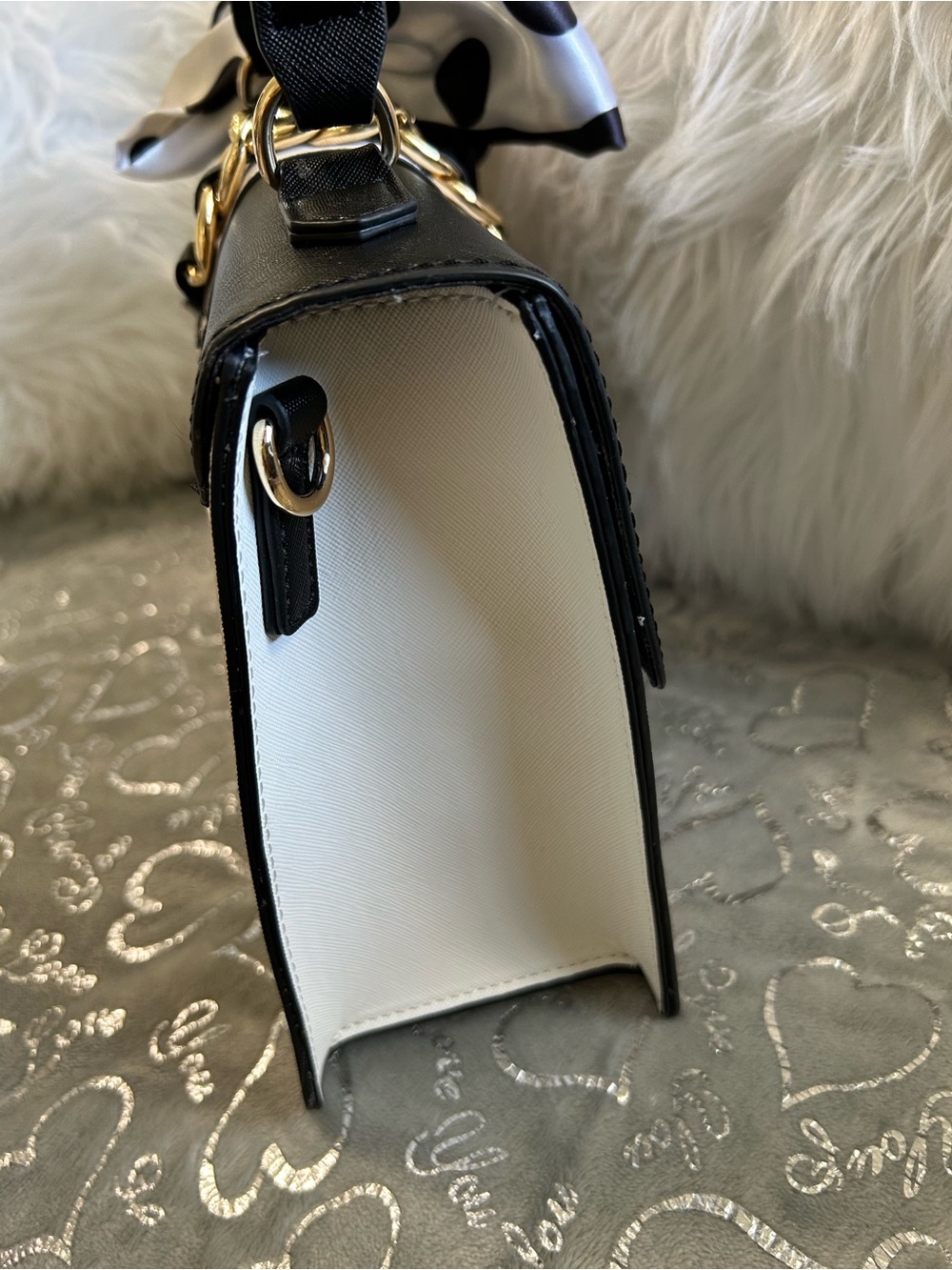 NWT Aldo, Medium, Black and Cream Top-Handle Satchel with Gold Chain Accent - Picture 6 of 13